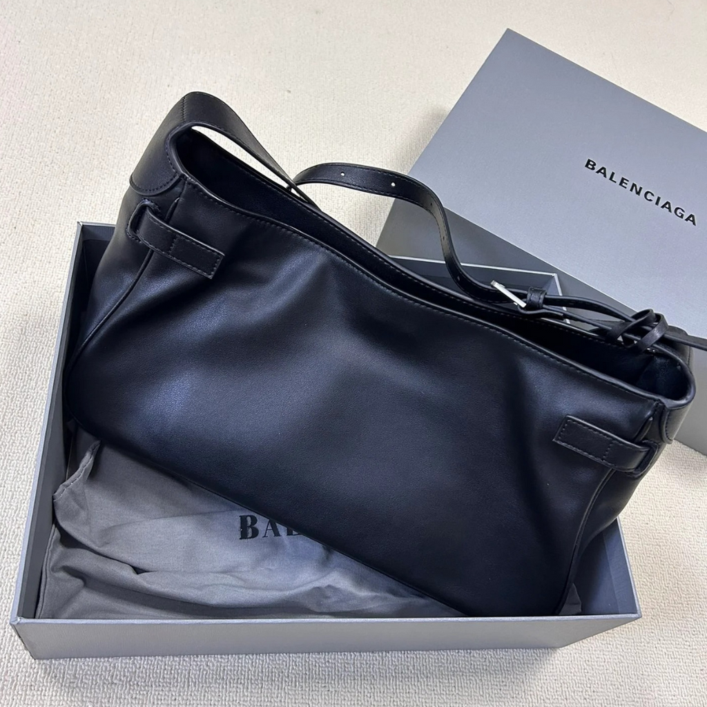 BEL AIR MEDIUM SHOULDER BAG FOR HER IN BLACK – BALENCIAGA